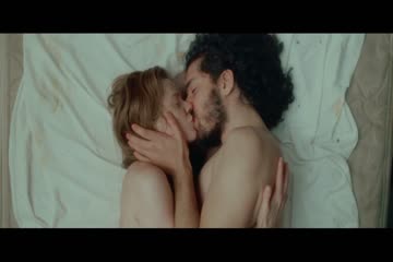 movie_title